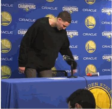 NBA比赛时球员喝什么饮料?佳得乐无限畅饮,汤