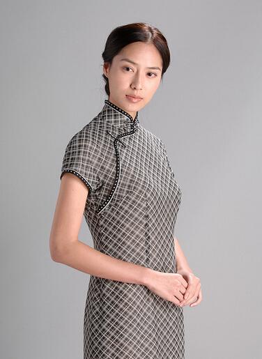 "自忠为国捐躯,我是妇女,也应有份",七日后,她绝食离世