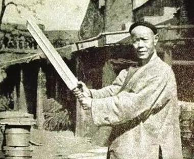 传说包青天有龙虎狗三口御赐铡刀|刽子手|铡刀|包青天_新浪新闻
