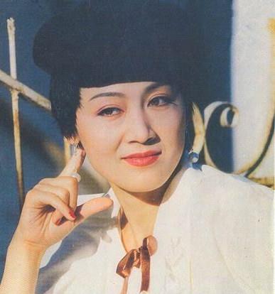 王姬年轻时颜值超高,但她的美貌基因并未完全遗传给27岁女儿