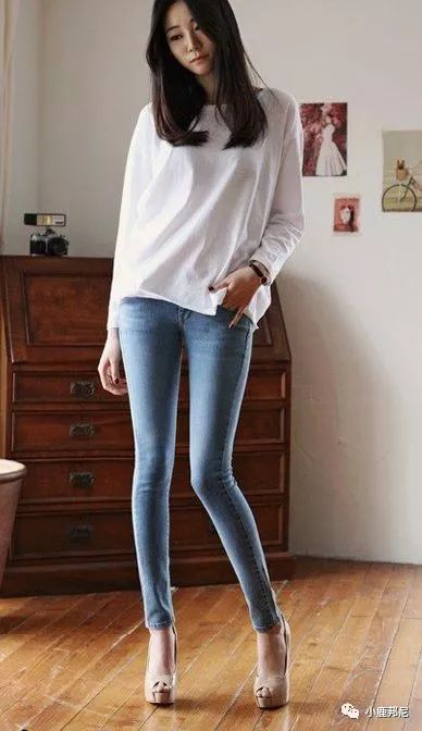 让人赏心悦目的紧身裤女神那紧绷绷的感觉真有女人味