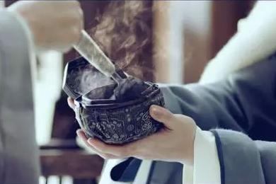 古代暖男必备:等到下一个下雪天|手炉|取暖|珐琅|乾隆|海棠_新浪新闻