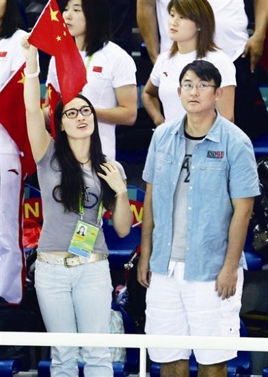 泳坛女神夺奥运冠军,两段恋情都很出名,如今低调生子,老公成谜|罗雪娟