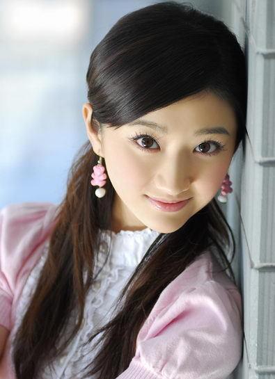 贵圈真乱!表面人畜无害傻白甜?强扒当红明星准内幕!