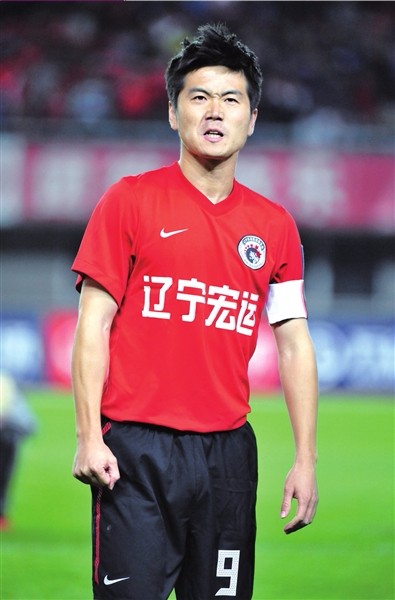 02年的国足阵容,我们不曾忘却。看郝海东、宿