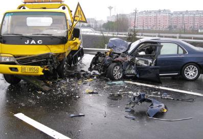 春节:如果发生交通事故,请记得拍这3张照片!