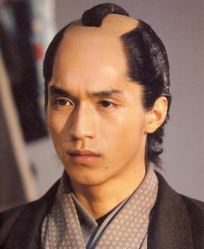 日本武士头发型头型图片