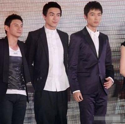 胡歌的身高竟然让靳东王凯都无法比对比后你就知道了