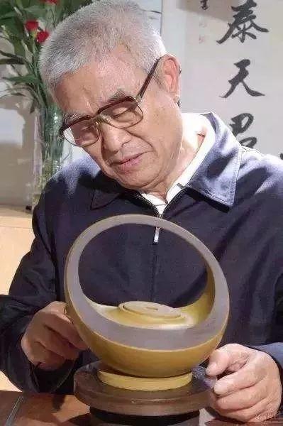 走进艺人|品味申屠国洪的紫砂人生