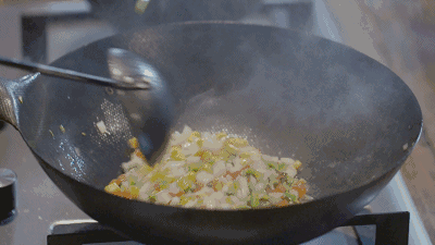 【美食】蛋炒饭先炒蛋还是先炒饭?原来这么多年你都做错了了!