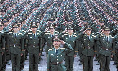 不管有没有当过兵,为什么有那么多的人都喜欢敬礼?