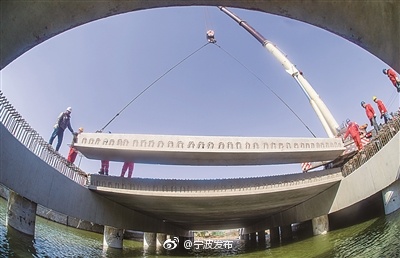 宁波新闻#昨日,距春节只剩三天,宁东路延伸段工程ii标段的建设者们