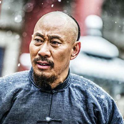 乾隆帝的心腹大臣之一,"刘罗锅"的父亲-刘统勋!