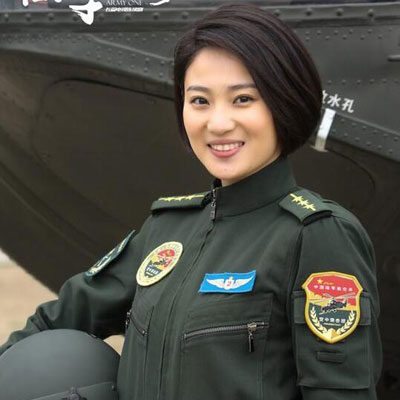 演过军人的几位明星,任天野,徐佳入围,最后一位被特招进部队