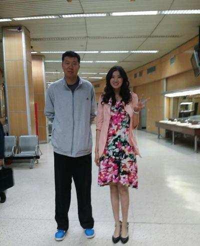 今天给大家介绍的这位篮坛女神叫做梁天云,她的颜值非常高,身高达到1