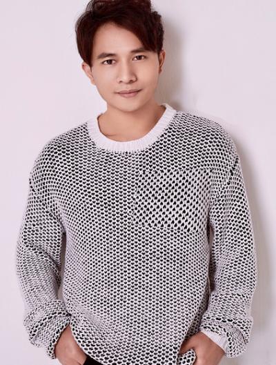 娱乐圈又一隐形富豪结婚了,90后都听过他的歌,你们猜他是谁?