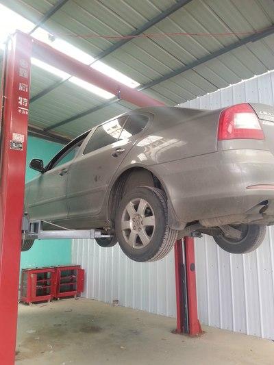 为什么说修车时送一包烟给修车师傅好过送一条给修理厂老板?-新浪汽车