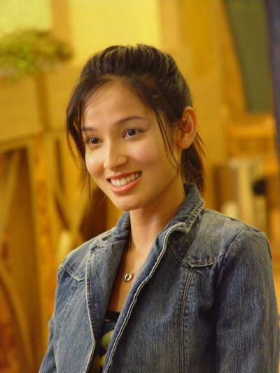 她是混血美女,搭档古天乐走红,嫁入豪门后息影,42岁依旧貌美|郑雪儿|