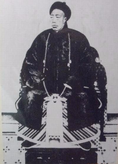 清末大太监李莲英,死因之谜揭秘:"无根之身"哪里去了?