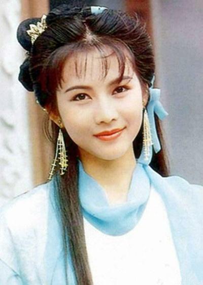 45岁蔡少芬年轻时旧照曝光