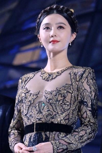 时尚女王又怎样?撞上范冰冰还不是穿出大婶味,杨幂这下尴尬了!