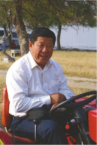 他是戏红人不红的"老戏骨",演技老练,你一定看过他的电视|程宇|红人