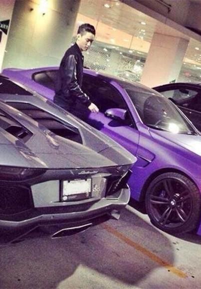 曾爱炫豪车的秦奋已收心,90后逐渐成名,座驾不输他