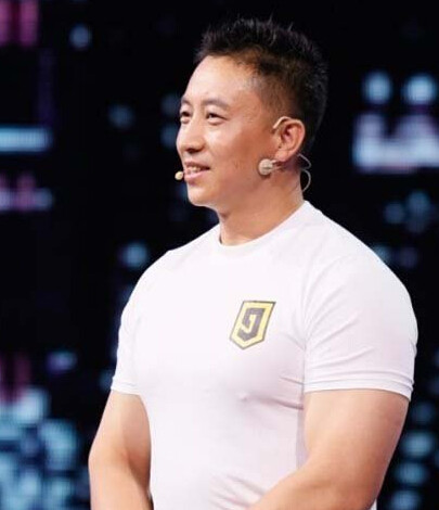 很多都在企业大佬身边工作,最为知名的有比如马云的贴身保镖李天金