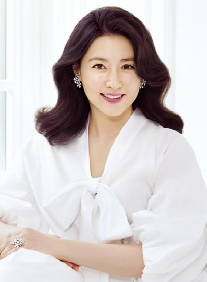 行走的"男神收割机",23岁拿下两大男神,只有萧亚轩能赢她!