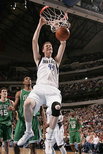 周琦模板大竹竿肖恩布拉德利的篮球生涯