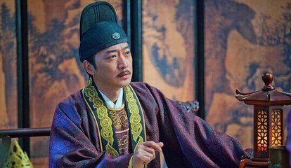 太平兴国七年五月,宋太宗因害怕四弟秦王赵廷美继承皇位,便诬陷赵廷美