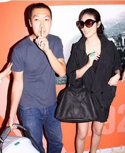 2008年10月2日,陈慧琳与拍拖十六年男友刘建浩(alex),终于结束爱情