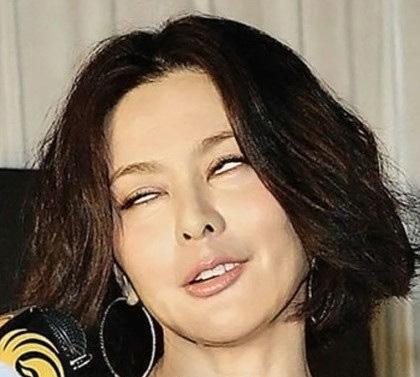 娱乐圈十大美女明星比翻白眼谁最吓人?