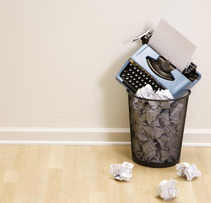 家里垃圾桶放哪都行,唯独这个地方,不然容易破财,有钱也会变穷