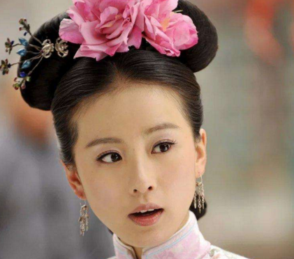 古装剧里令人惊艳的旗头造型
