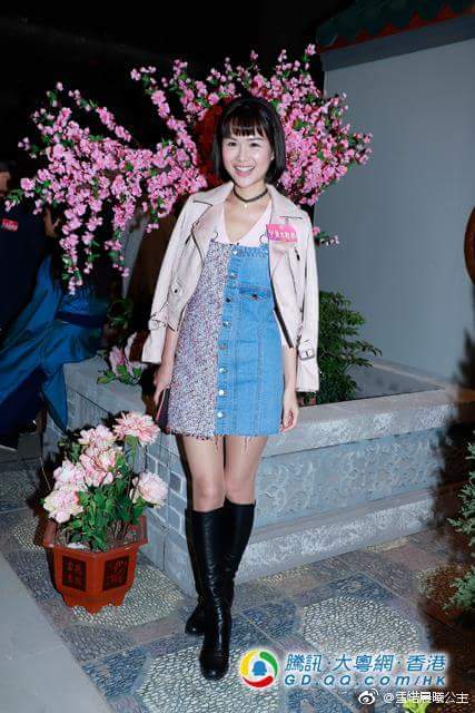 新剧丫鬟大联盟刘思希色诱谢东闵欲火焚身玩跳河