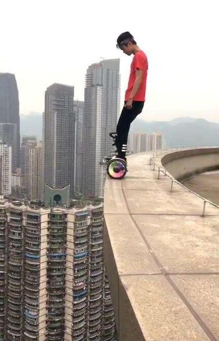 吴永宁坠亡前最后画面:贴墙苦苦挣扎20秒!网友:无法想象的绝望