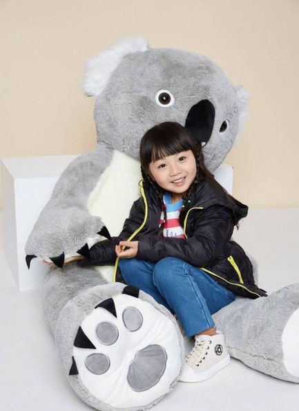 小山竹近照,边唱边跳二人转忘词也不怯场,还露出了小蛮腰?