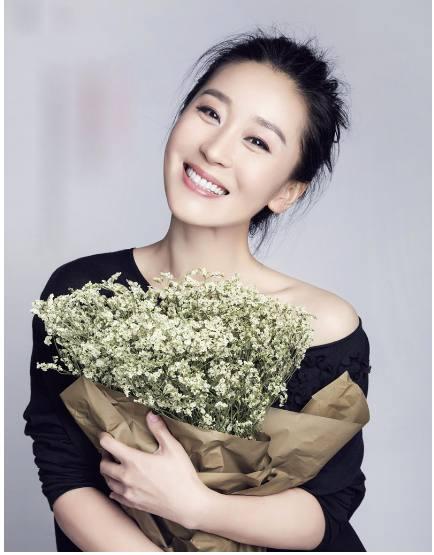 与罗晋分手后, 嫁大21岁的百亿富商, 如今她39岁开千万私人飞机