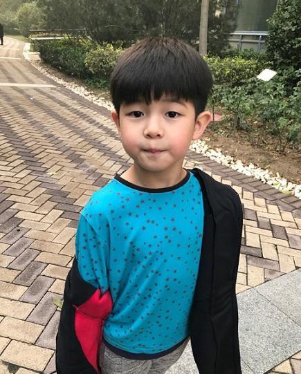 胡可再次实力坑娃,小鱼儿才是最强段子手!安吉小鱼儿如此不同!