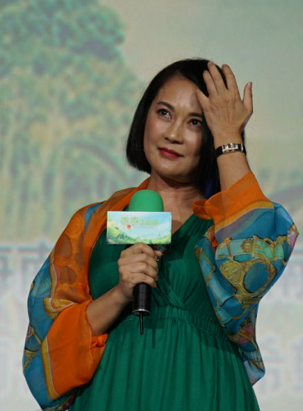 正文            《李卫当官2》里的顾盼儿由内地资深女演员谭小燕