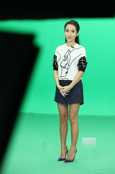 吉克隽逸太大胆了这种裤子也敢穿上台网友白送给我都不要