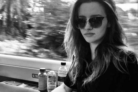 �й�3��ڰ�Ů�ϴ�, �ĺ�����, һ���к�300Ů, һ��ҹҹ������˯