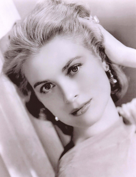 她一生只拍过11部电影,却2次提名奥斯卡,1次封后|格蕾丝|奥斯卡|一生