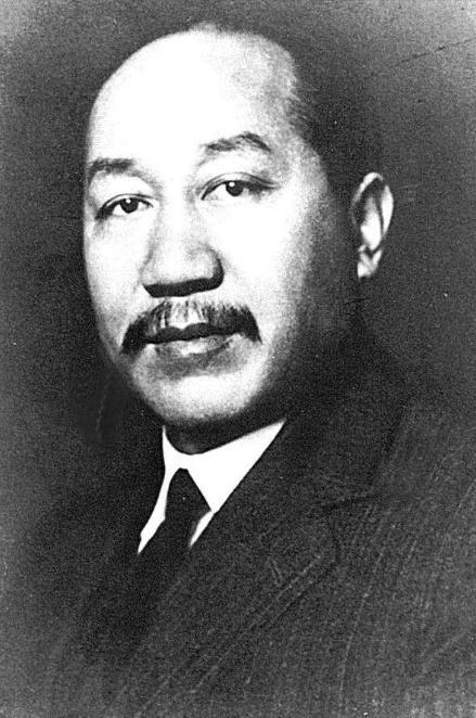 在世界舞台上,他第一个用中文说话,日本人都为他叫好!