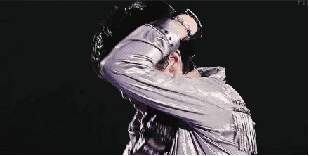 叫做羽生结弦的滑冰选手给霸屏啦最近你的朋友圈是不是被一位