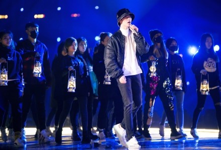 2018湖南卫视跨年节目单曝光 张艺兴、tfboys、杨洋陪你过18岁！