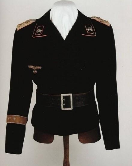 恶魔的优雅: 二战德国军装是史上最帅的军装|军装|党卫军|军服_新浪