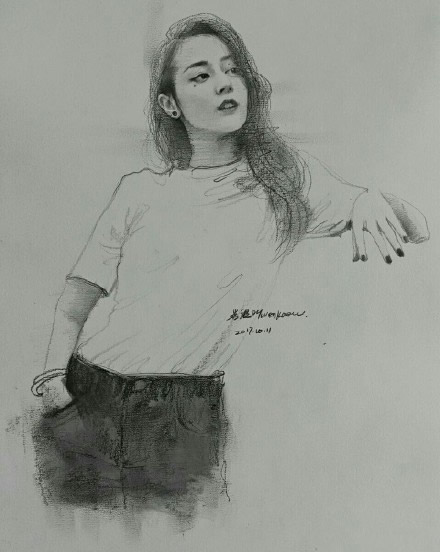 一位男粉丝画了好多迪丽热巴,每天看着迪丽热巴的感觉真好!