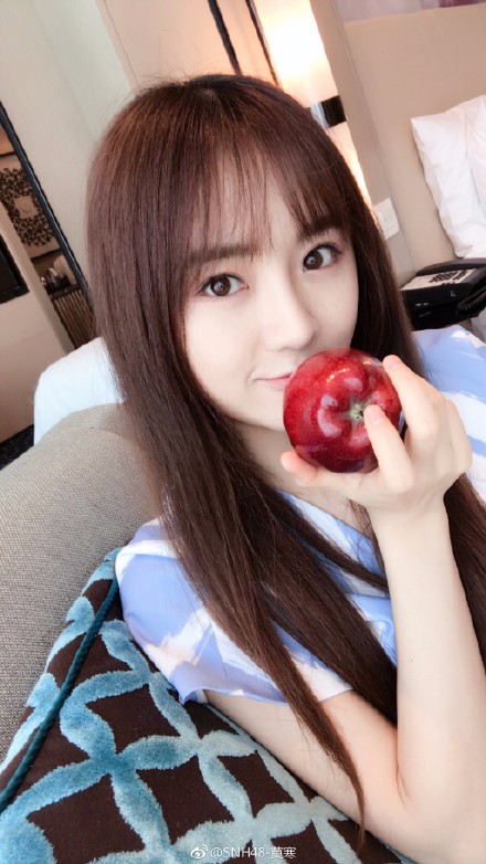 snh48团队s队的副队长莫寒0107生日粗卡